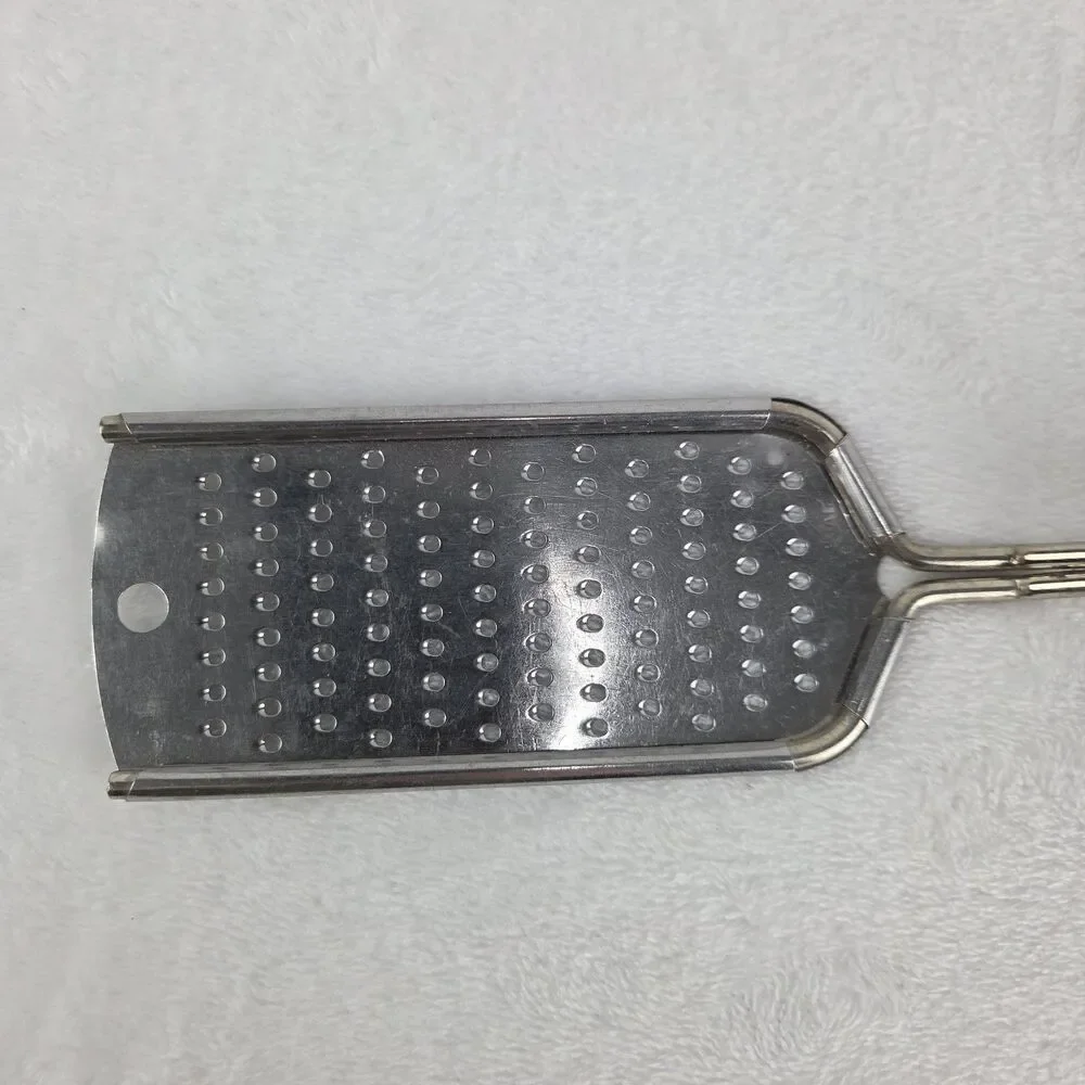 Vintage Stainless Steel Hand Grater Bakelite Handle Kitchen Utensil 9.75